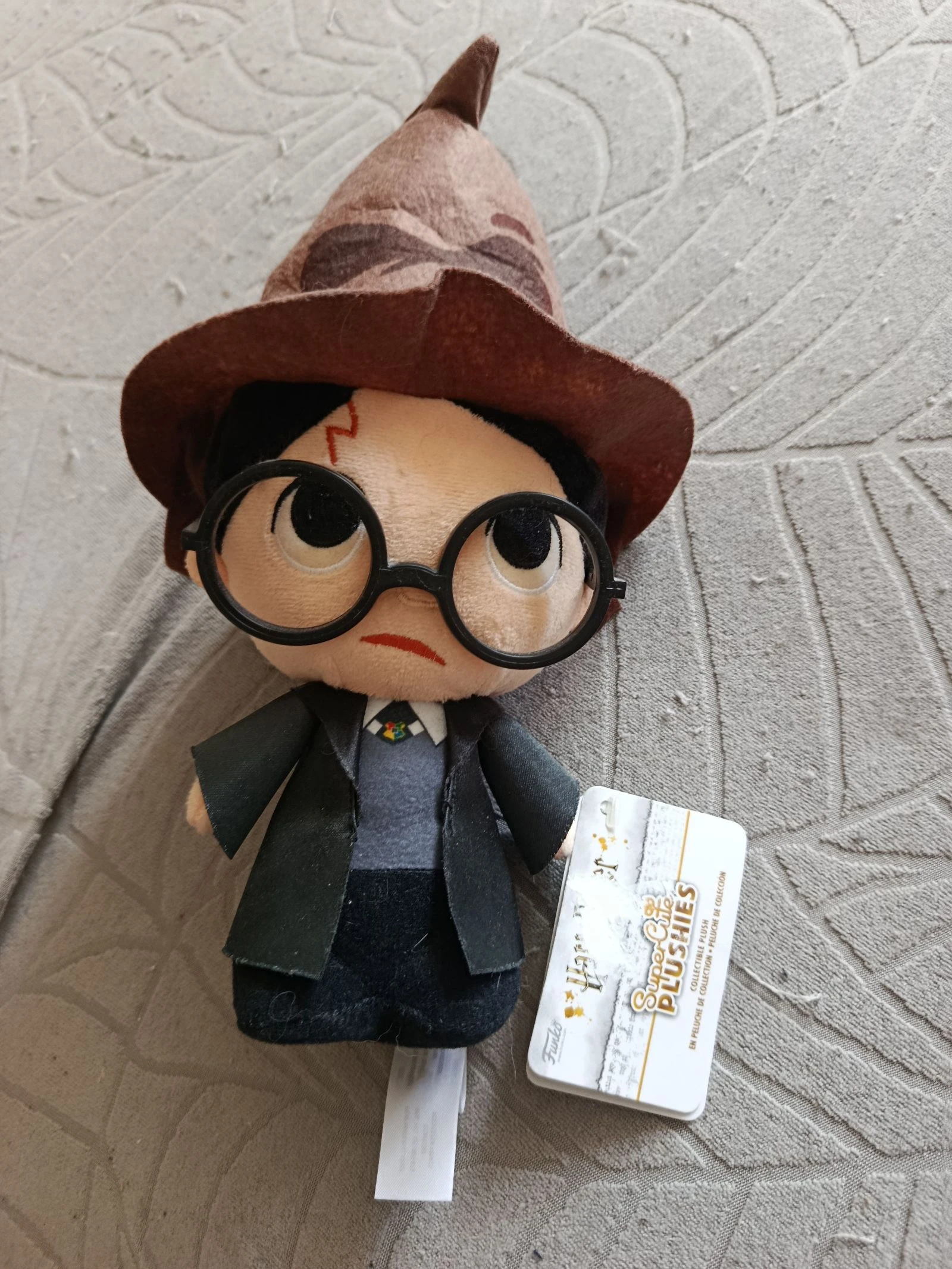 A saisir, peluche " Harry Potter " ( bien lire ) 